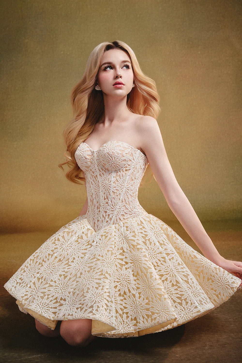 Odette Sweetheart Lace Mini Dress