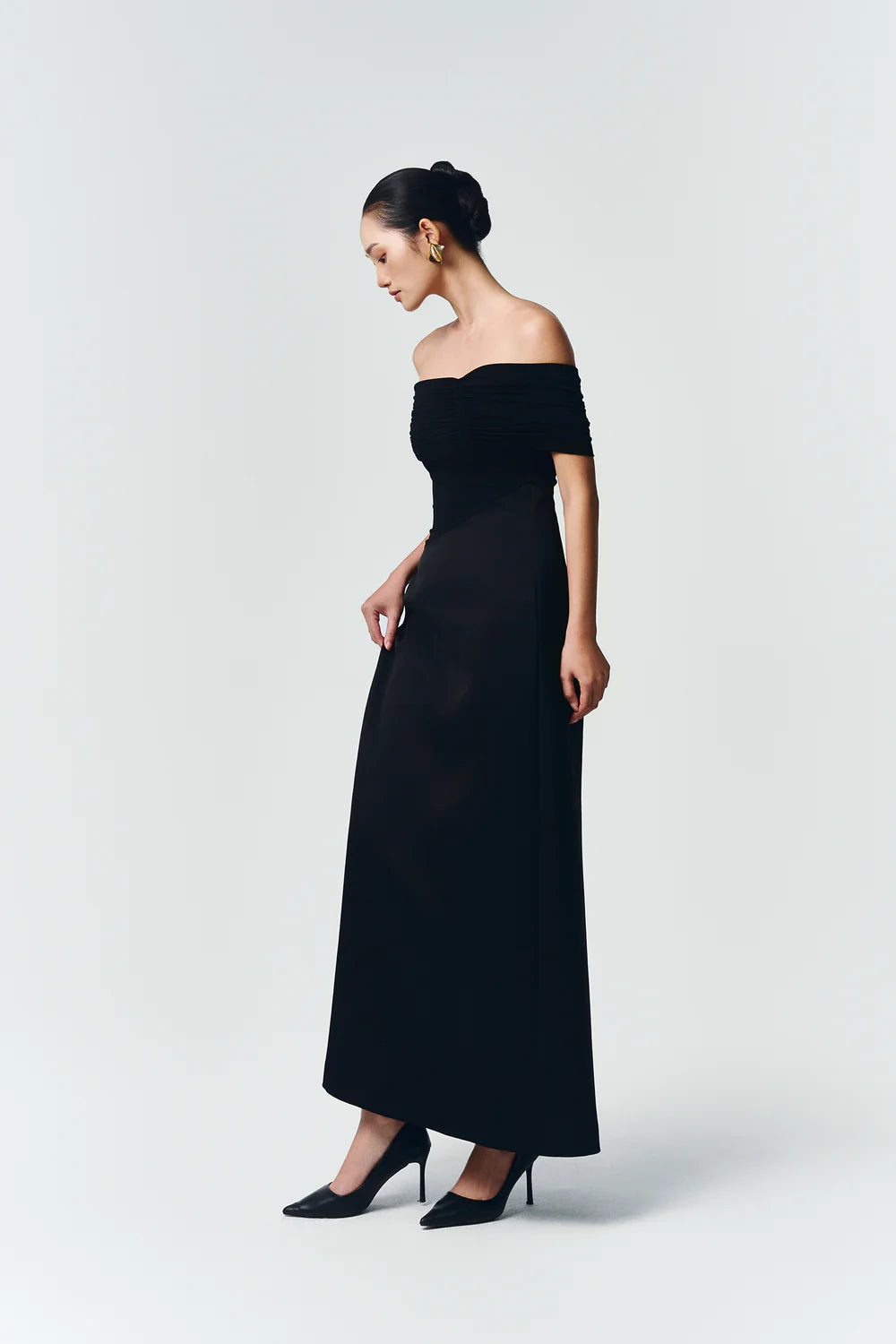 Silvera Off-Shoulder Gathering Maxi Dress