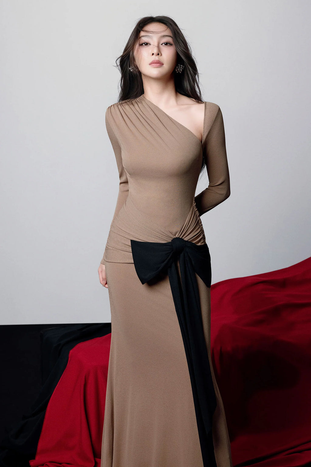 Melanie Asymmeytric Neck Ribbon Maxi Dress